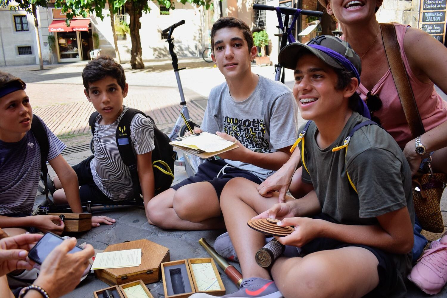Kids treasure hunt Barcelona