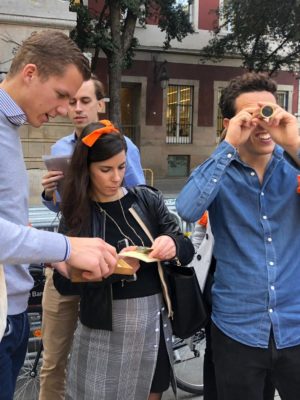 Discover the Gothic quarter with this amazing treasure hunt