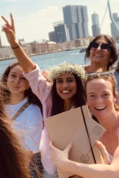 Bachelorette in Rotterdam with the city game of Xventura treasure hunts Rotterdam